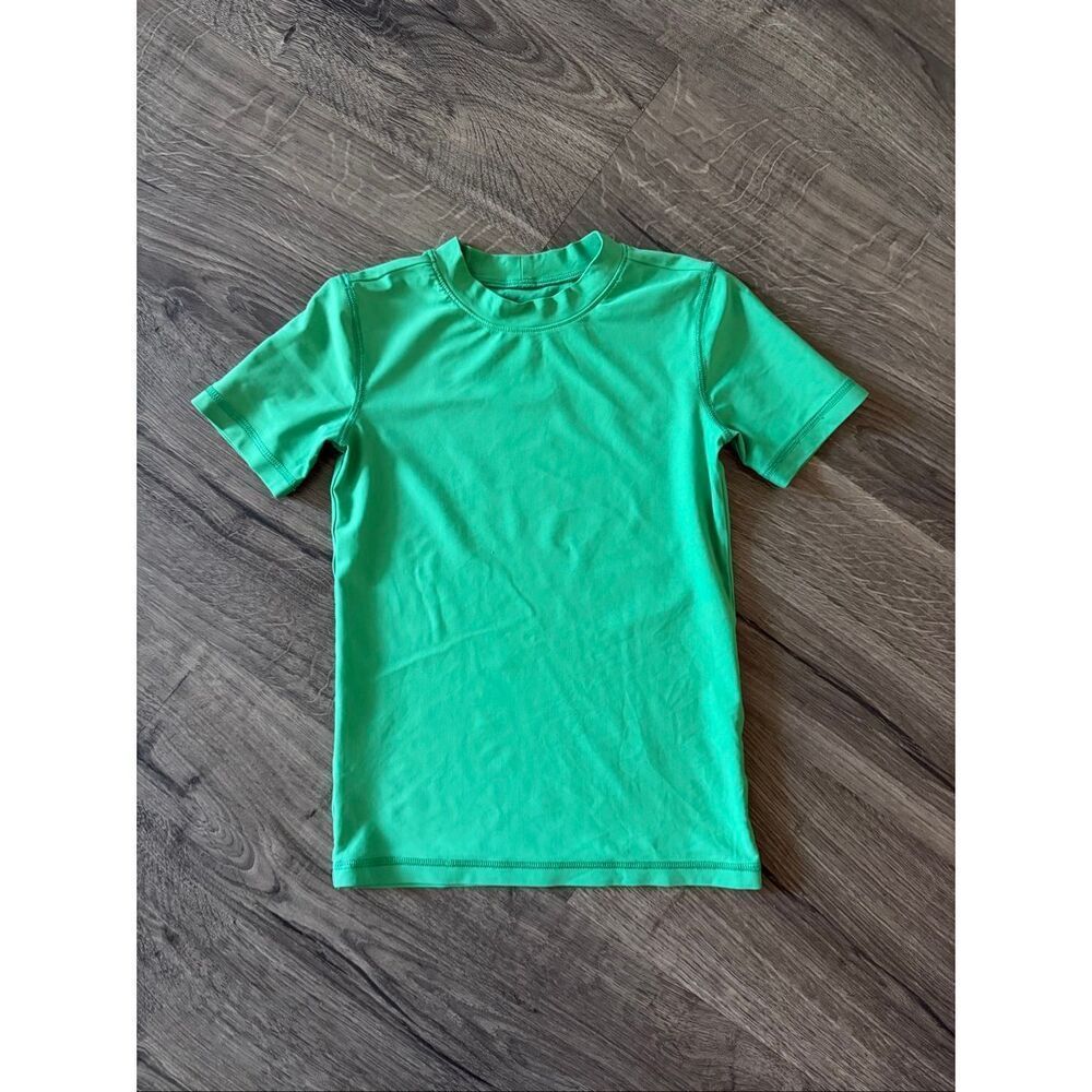 Primary Boys swimming rush guard Top size 6-7 years